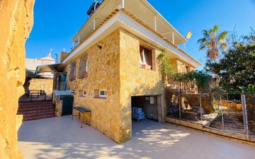 Property slide 39