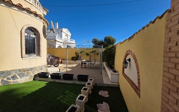 Property slide 20