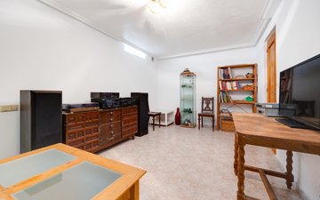 Property slide 17