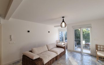 Property slide 12