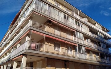 Property slide 10
