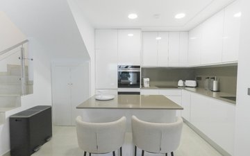 Property slide 18