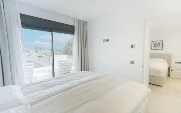 Property slide 31