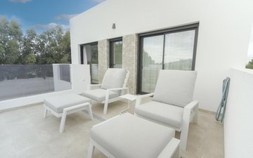 Property slide 32
