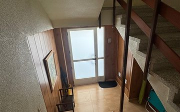 Property slide 10