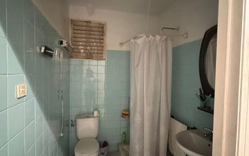 Property slide 16