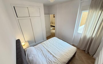 Property slide 16