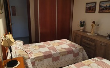 Property slide 18