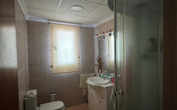 Property slide 32