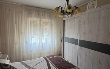 Property slide 50