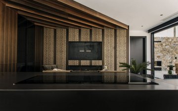 Property slide 16