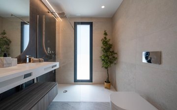 Property slide 24