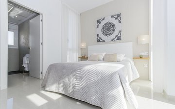 Property slide 21