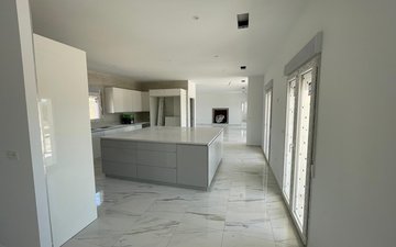 Property slide 6