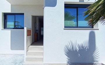 Property slide 17