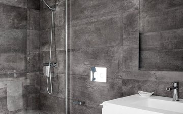 Property slide 18