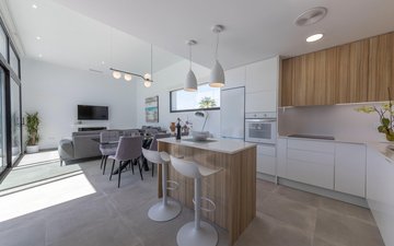 Property slide 10