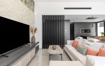 Property slide 18