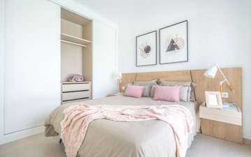 Property slide 22