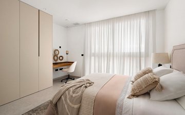Property slide 18