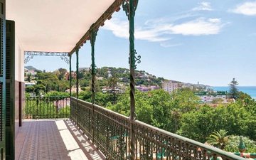 Property slide 22
