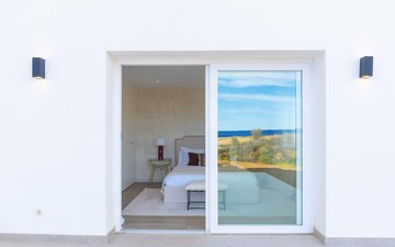 Property slide 10