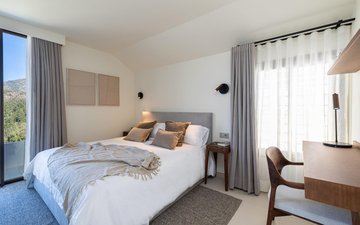 Property slide 16