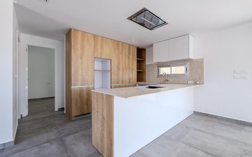Property slide 17