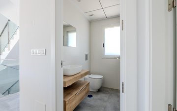 Property slide 22
