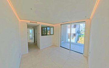 Property slide 32