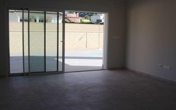 Property slide 22