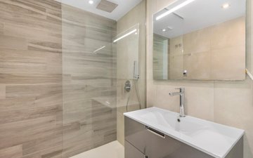 Property slide 18