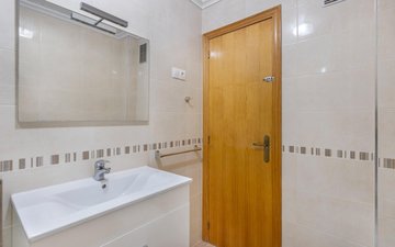 Property slide 20