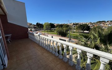 Property slide 16