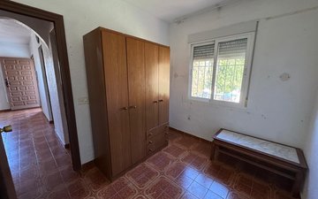 Property slide 24
