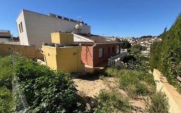 Property slide 35