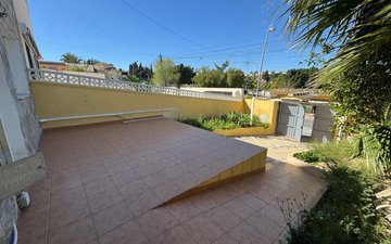 Property slide 40