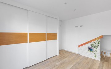 Property slide 14