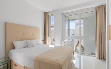 Property slide 18