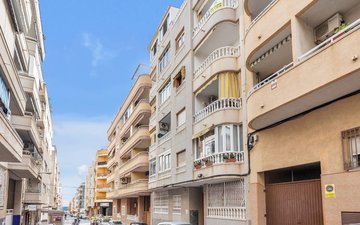 Property slide 22
