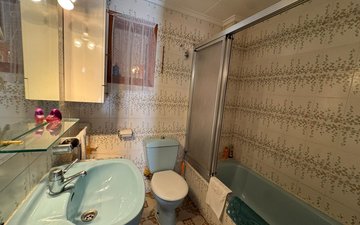 Property slide 23