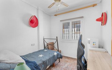 Property slide 22