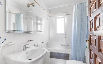 Property slide 20