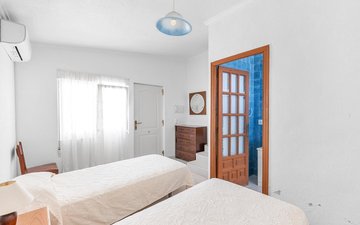 Property slide 28