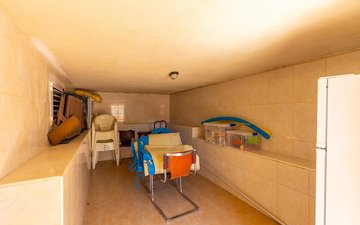 Property slide 46