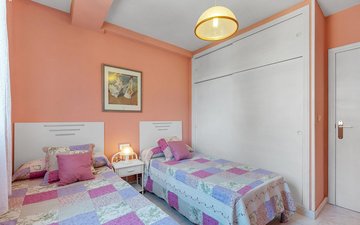 Property slide 22
