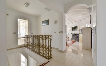 Property slide 17