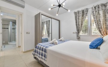 Property slide 20