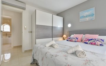 Property slide 22