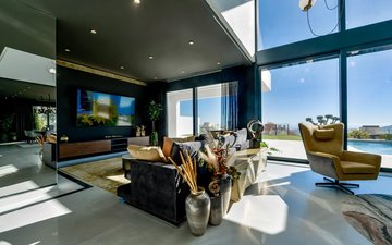 Property slide 7